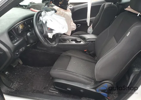 2019 Dodge Challenger Sxt z USA, uszkodzony, nr VIN 2C3CDZGG2KH529493